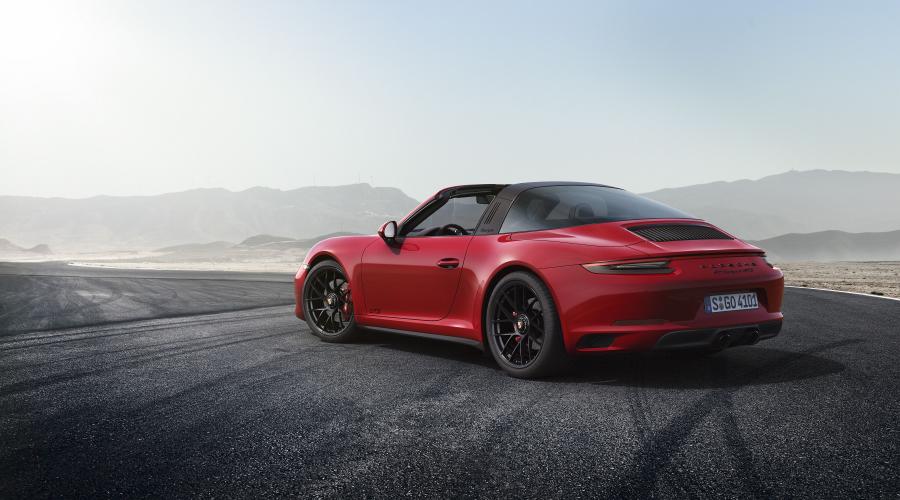  Porsche 911 Targa 4 GTS 2017 года  (WW) (фото 10 из 31)